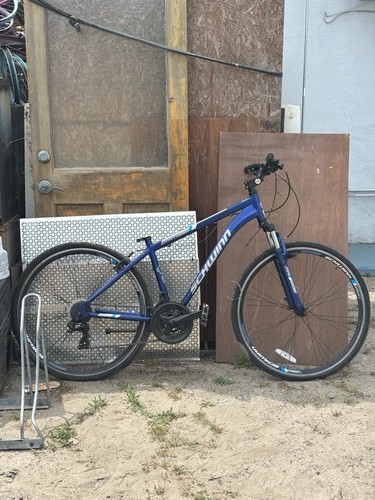 Blue shwinn trailway made - made, in